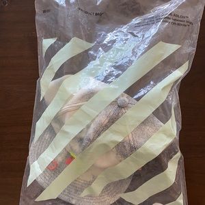 Brand new off white hat